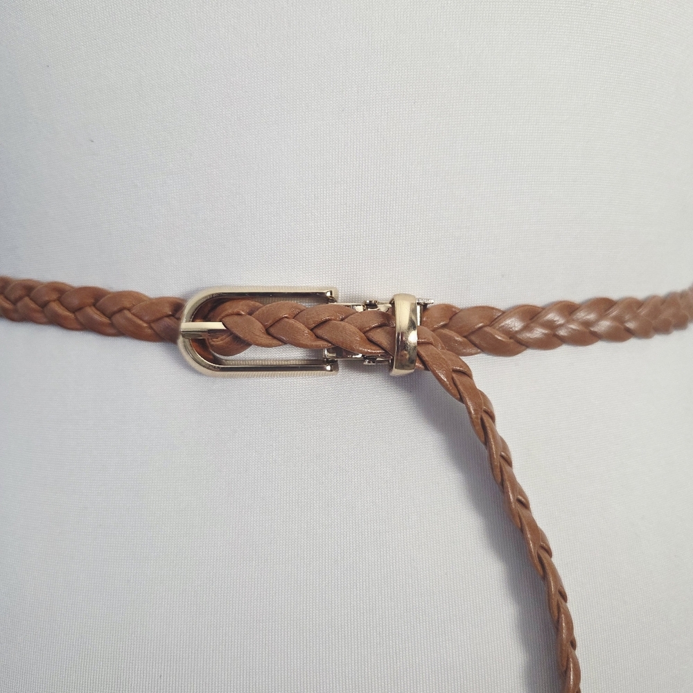 Brown thin braided belt with gold buckle - Picture 5 of 8